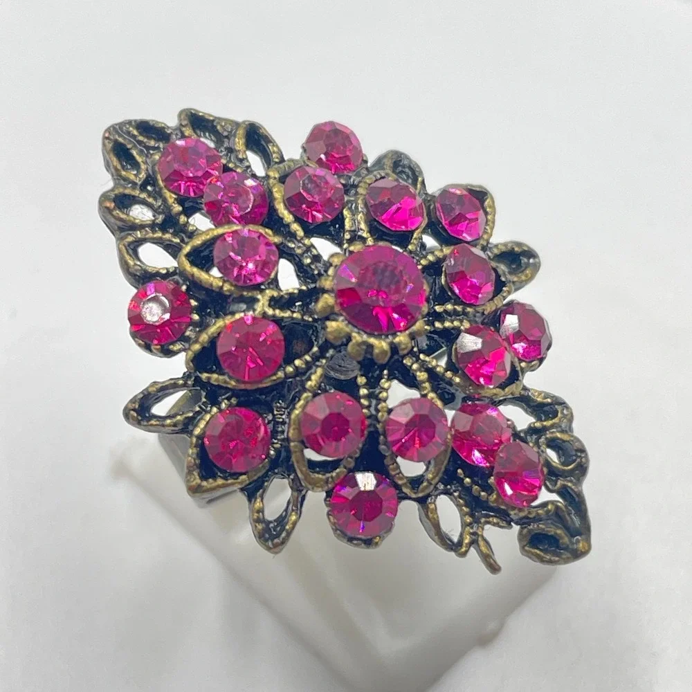 Vintage Retro Hot Pink Rhinestone Statement Ring Antique Gold Tone Cocktail